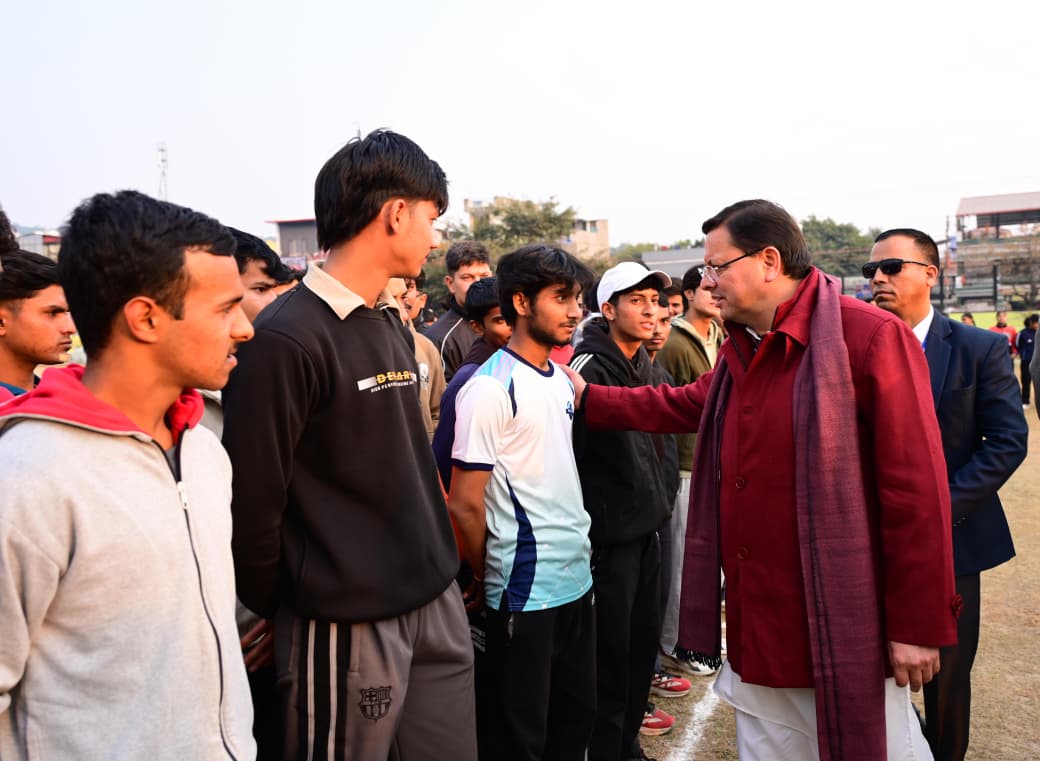 सीएम धामी ने देहरादून में अग्निवीर भर्ती प्रशिक्षण केंद्र का किया निरीक्षण